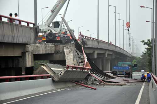 杭州錢江三橋發生塌陷事故