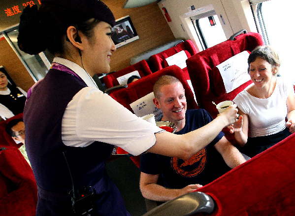 京滬高鐵迎來開通一周年