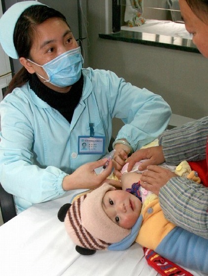 上海金山開展消除麻疹免疫活動