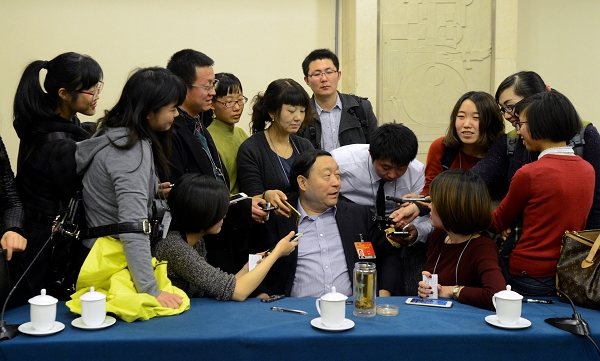 國(guó)網(wǎng)董事長(zhǎng)帶頭降工資 首批改革涉及72家負(fù)責(zé)人