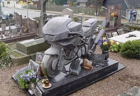 上海墓園悄然變為景點 觀念瓶頸4A評定難通過