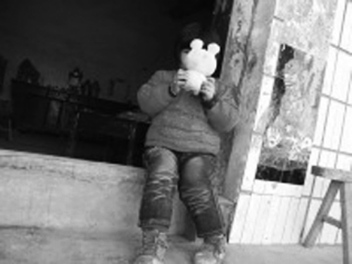 4歲女童患性早熟愁死父母:胸部變大 已來例假