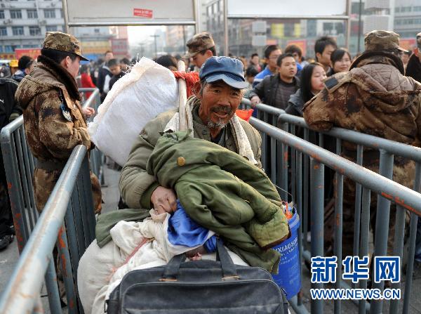 “三大難題”考驗春運 近29億人次能不能“走得動”