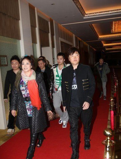 北京富豪慶生 明星陣容堪比春晚(組圖)