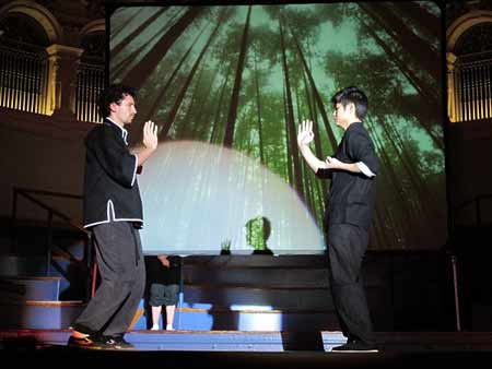 留英中國學子載歌載舞迎新春（圖）