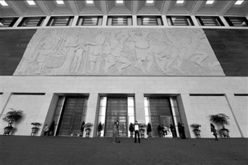 新國(guó)博豪華亮相 館內(nèi)首設(shè)電視演播室(組圖)