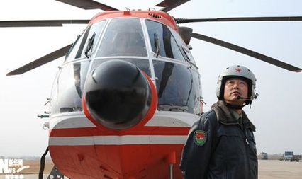 離死神最近的人:揭秘中國空軍試飛員