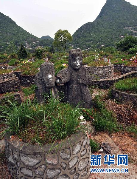 6萬(wàn)座私墳入侵靖江王陵 國(guó)家級(jí)保護(hù)單位亂象叢生