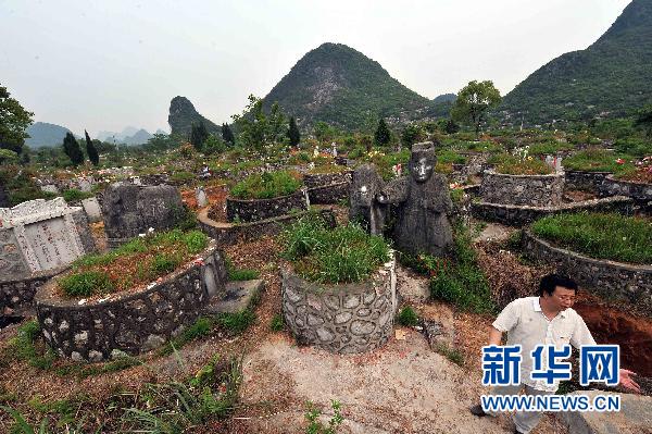 6萬座私墳入侵靖江王陵 國家級保護單位亂象叢生