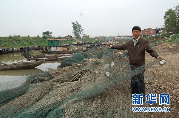 國家級濕地保護區龍感湖因旱被迫延長禁漁期(圖)