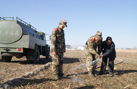 軍報(bào):總參總政下發(fā)抗旱打井情況通報(bào)