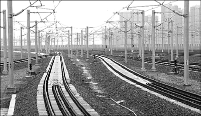 施工方答疑京滬高鐵安全 稱百年沉降不超5毫米