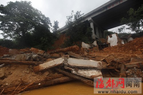 孫春蘭蘇樹林分別作出指示(圖)