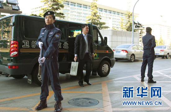 全國保安將換著新式服裝和統一標志(組圖)