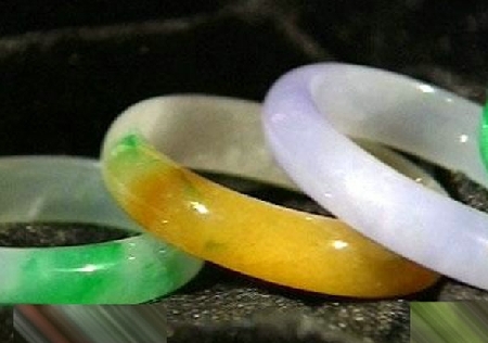 揭秘：爛石頭變翡翠的神奇過(guò)程