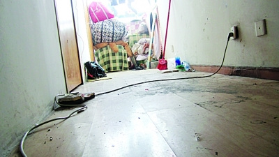 南京現“更牛蝸居”:160平米隔成17間出租(圖)