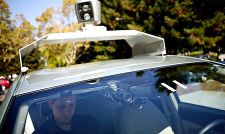 無(wú)人駕駛車順利從長(zhǎng)沙至武漢 自主超車67次 圖