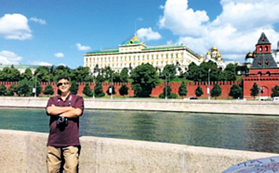 廈門7“驢友”駕車橫跨歐亞大陸 每人花費10萬