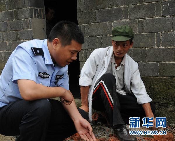 街凈哥 搶修哥…走紅網絡那些