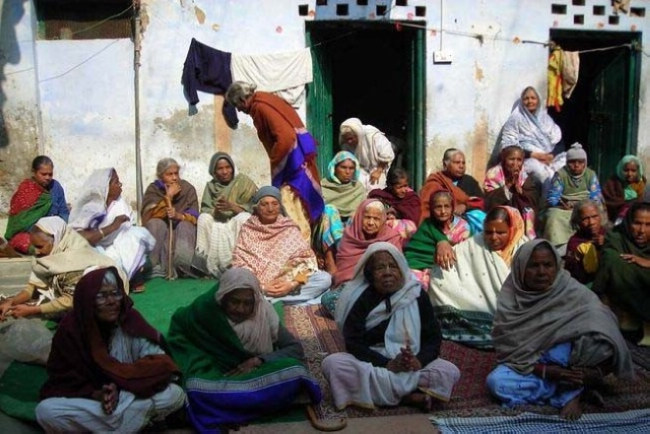 心酸！實拍印度神秘寡婦村