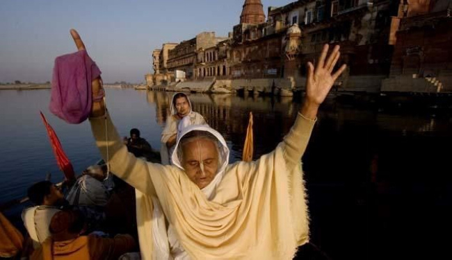 心酸！實拍印度神秘寡婦村