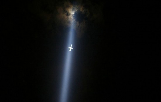 《時(shí)代》評(píng)出2011年度驚訝照片(圖)