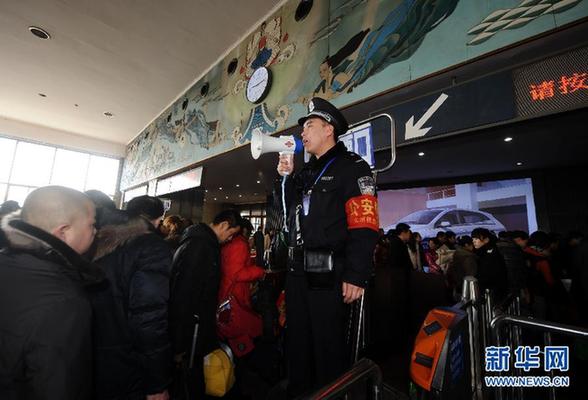 各地迎來節后新一輪返程客流高峰