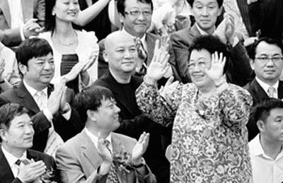 86版《西游記》演員私家照 孫悟空妻子美艷