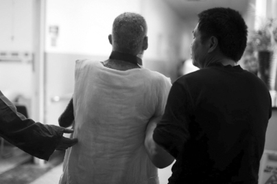 父親割皮救女續:已收70萬捐款 女兒日后可自理