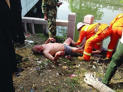 老人3次跳河救出輕生者:看我一把年紀份上上岸吧