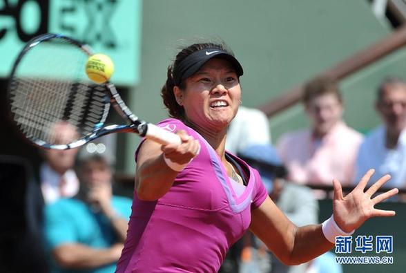 “娜姐”開啟法網衛冕征程 能否重演“神奇六月”？