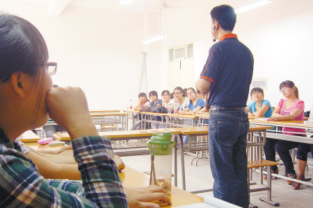 首批90后大學畢業生:工作彰顯個性 迷茫喜歡跳槽