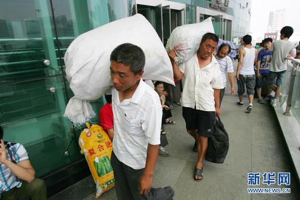 2012年全國(guó)鐵路暑運(yùn)拉開(kāi)帷幕