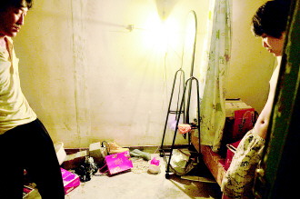 暴雨過(guò)后地下室“蟻?zhàn)?#8221;生存狀況調(diào)查