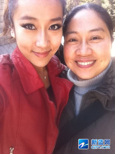 吉克雋逸引好聲音評(píng)委爭(zhēng)搶 海量私房照