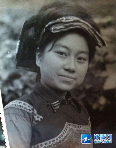 吉克雋逸引好聲音評委爭搶 海量私房照