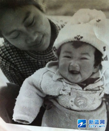 吉克雋逸引好聲音評委爭搶 海量私房照