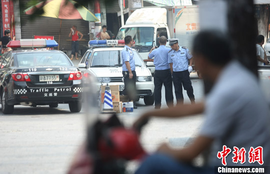 重慶警方追捕周克華第4日現場見聞:高溫下封山搜捕