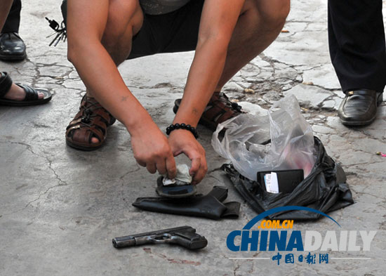 公安部A級通緝犯周克華在重慶被警方擊斃 孟建柱簽發(fā)嘉獎令