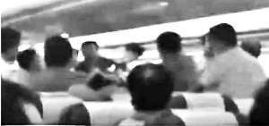國際航班又現(xiàn)中國乘客互毆 航空公司稱控制局勢
