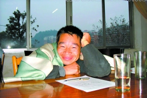 中國作家生存狀態引關注 大多作家收入不如白領