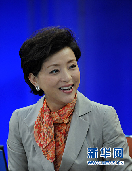 莫言你幸福嗎? 于丹楊瀾等名家說