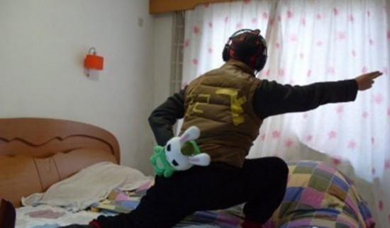 網友總結航母style動作技巧 專家解讀姿勢含義