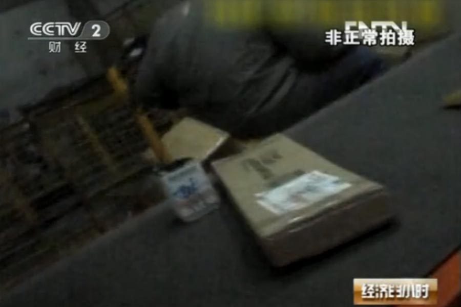 央視曝光快遞業(yè)黑幕:無處不在的暴力分撿