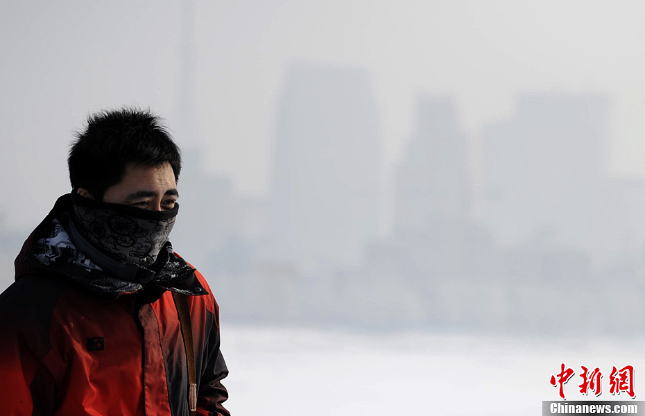 中央氣象臺繼續發布霧霾黃色預警 多地遭遇嚴重污染