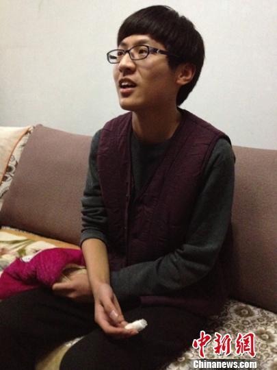 河北90后少年臥冰救人：“再遇這樣的事還會做”