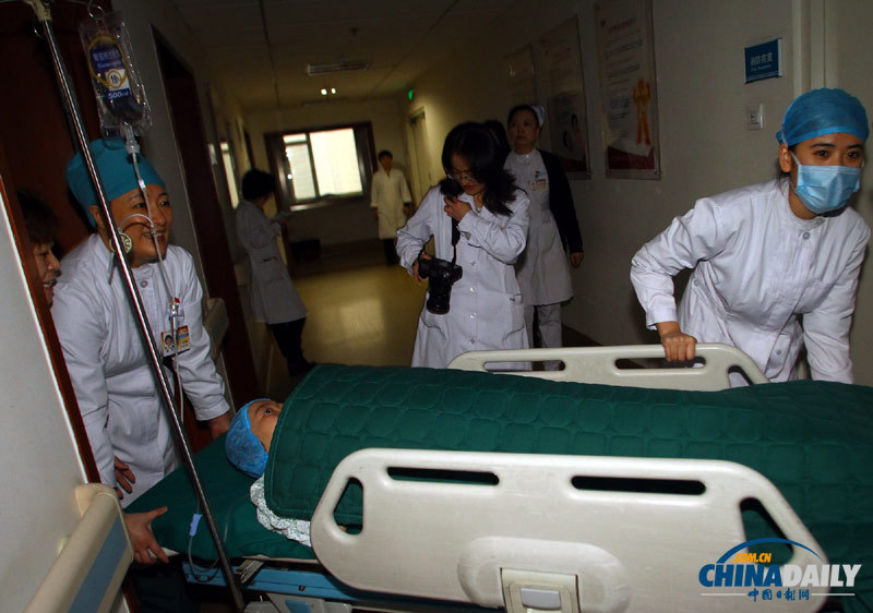 國內首位懷孕“漸凍人”在京順利產子