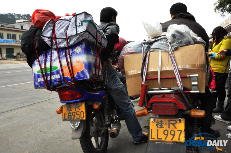 直擊鐵騎千里跨省返鄉