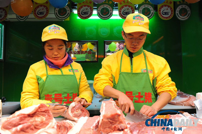 50多名大學生上海賣豬肉 薪酬不輸白領