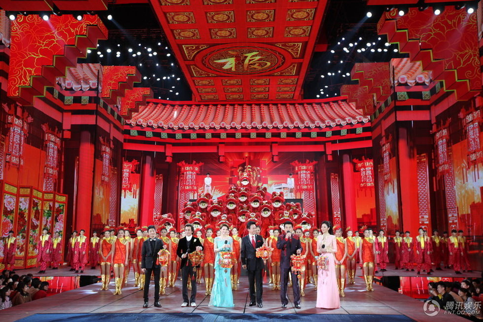 央視元宵晚會:郭德綱相聲被指不好笑